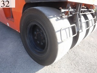 Used Construction Machine Used HITACHI HITACHI Roller Tire rollers CP220-3