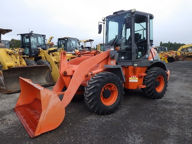 Used Construction Machine Used HITACHI Wheel Loader bigger than 1.0m3 ZW80 Photos