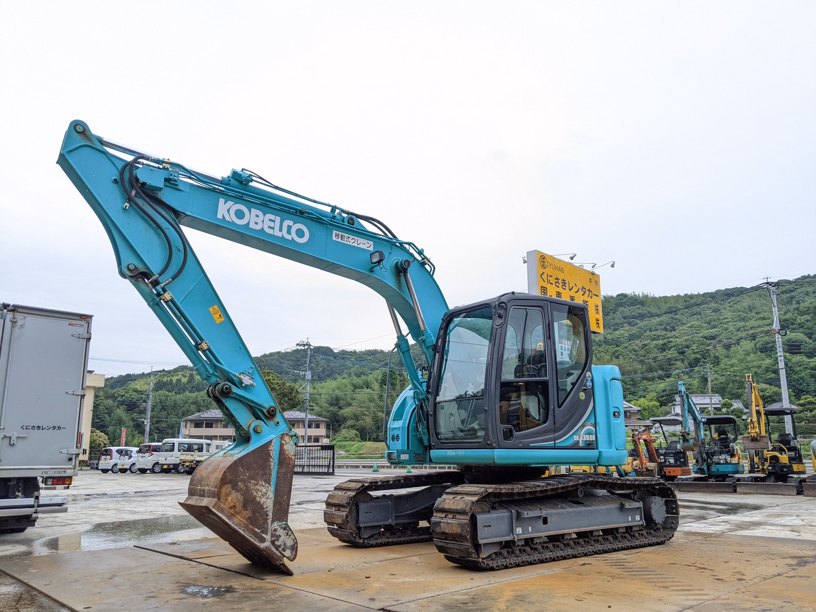 Used Construction Machine Used KOBELCO Excavator 0.4-0.5m3 SK135SR-5 Photos