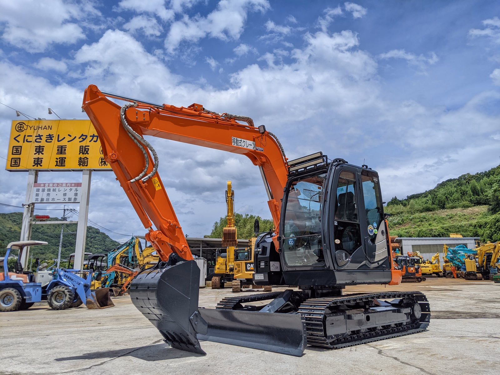Used Construction Machine Used HITACHI Excavator 0.2-0.3m3 ZX75US-5B Photos