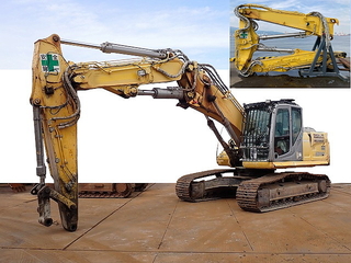 中古建設機械 中古 コベルコ建機 解体機 ロングフロント・ハイリフト SK210DLC-9 写真