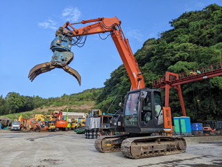 中古建設機械 中古 日立建機 マテリアルハンドリング機 グラップル仕様 ZX135US-6 写真