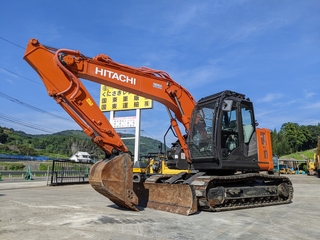 中古建設機械 中古 日立建機 油圧ショベル・バックホー ０．４－０．５立米 ZX135USK-6 写真