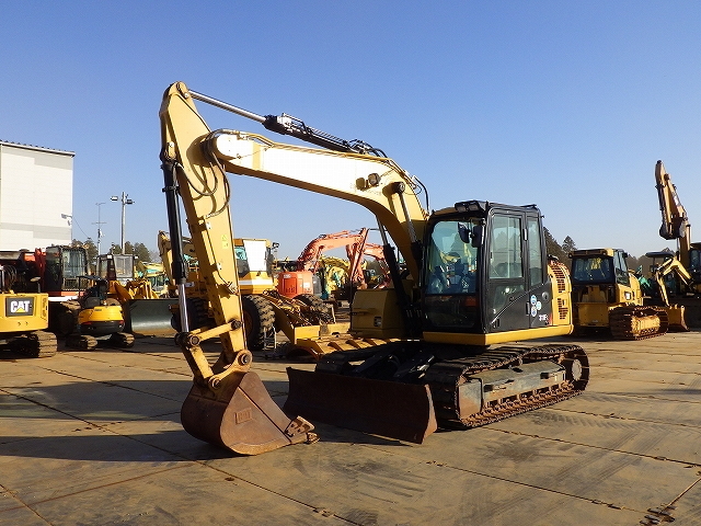 中古建設機械 中古 キャタピラー CAT 油圧ショベル・バックホー ０．４－０．５立米 311FLRR