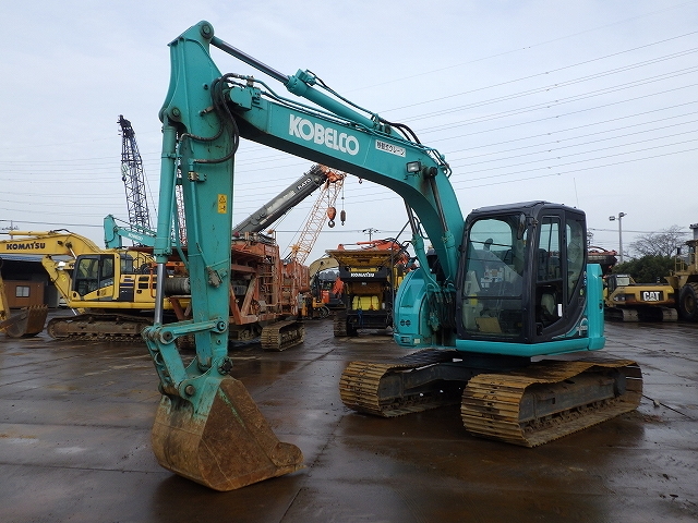 中古建設機械 中古 コベルコ建機 KOBELCO 油圧ショベル・バックホー ０．４－０．５立米 SK135SR-5