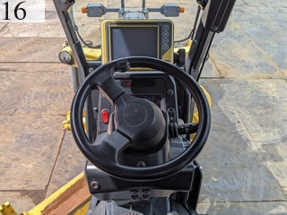 中古建設機械 中古 コマツ KOMATSU ブルドーザ  GD405-7