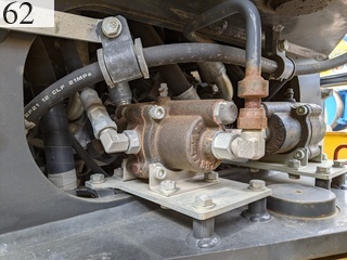 中古建設機械 中古 コマツ KOMATSU ブルドーザ  GD405-7