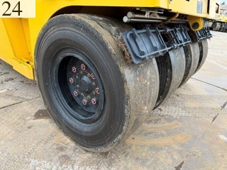 Used Construction Machine Used SAKAI SAKAI Roller Tire rollers TZ704